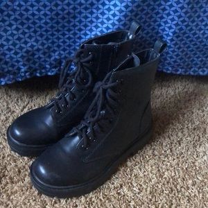 Black boots